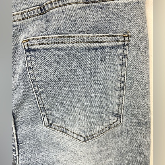 Pistola High Rise Exposed Front Button Up Slightly Distressed Skinny Jean 26 - Picture 6 of 11